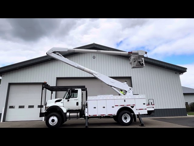 2011 International 7300 4x4 Altec Aa755l 60' Mh2m Bucket Truck - Image 14 2011 International 7300 4x4 Altec Aa755l 60' Mh2m Bucket Truck - Image 14