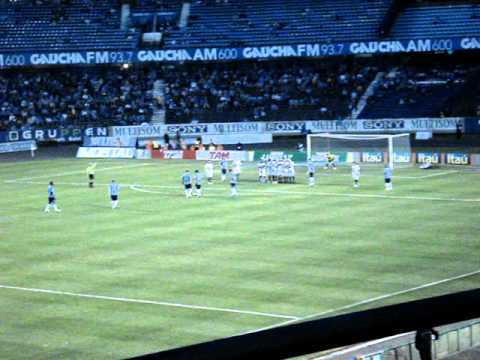 Grêmio vs Ceará (06/11/2010) - 3º gol do Grêmio (Fábio Rochemback)