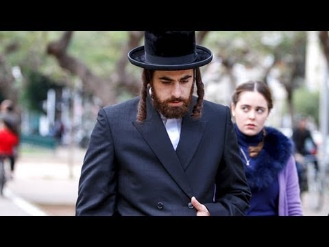 download lagu mp3 mp4 Le Coeur A Ses Raisons Film, download lagu Le Coeur A Ses Raisons Film gratis, unduh video klip Le Coeur A Ses Raisons Film