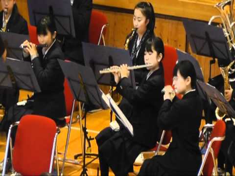 こども学科 【吹奏楽】いきものがかり「歩いていこう」（復興支援コンサートにて）