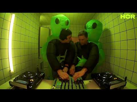 aufnahme + wiedergabe Showcase - STROAKE / September 8 / 8pm-9pm