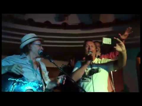 Paolo Belli duetta con Guido e Gianluigi Lembo dell'Anema e Core di Capri (VIDEO)