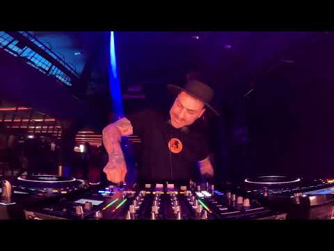 SERKAN HUT VS MARVIN BUSSIAN @RaveWar DJ - BATTLE @CLUB SAMS