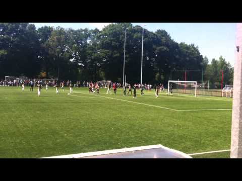 Doelpunt Jonathan Reis