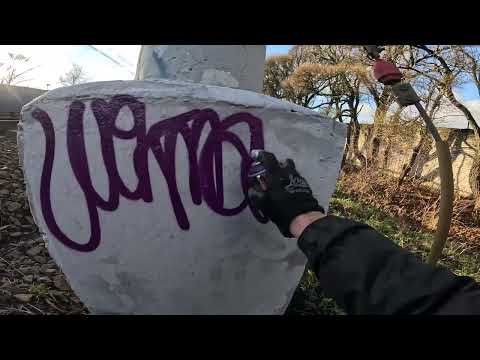 Single player pART24. Graffiti tags and throw