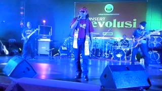 Download lagu Graviti kasih dirundung mega konsert evolusi kuala lipis 2014 mp3 Download lagu Graviti kasih dirundung mega konsert evolusi kuala lipis 2014 mp3