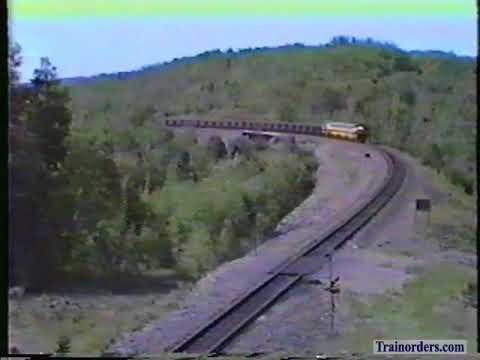 Classic Railroad Series 834 - "F" units on Erie Mining Summer 1988.