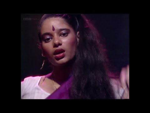 Monsoon - Ever So Lonely (TOTP 1982)