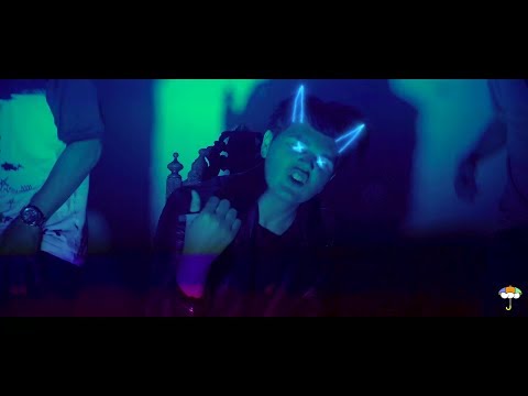 XINCLAIR - FLATLINE ft. BINXX & YUNG SCOTT (OFFICIAL MUSIC VIDEO)