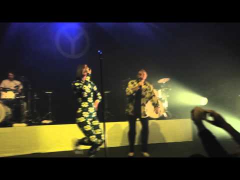 Yelle en duo avec Richard Gotainer - Extrait le Sampa - La Cigale, Paris