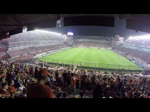 "Tema nuevo: Despacito - Independiente - Alianza (ENTRETIEMPO)." Barra: La Barra del Rojo • Club: Independiente