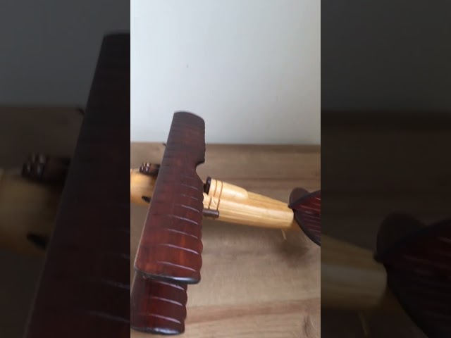 طائرة خشبية ثراثية