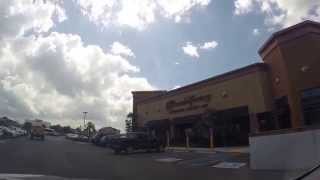 Looking for a parking space at Lakeside Shopping Center, Metairie