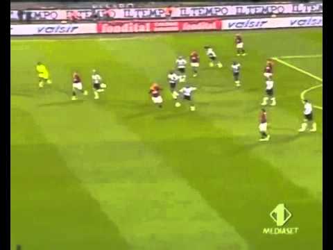 Goal di Ibrahimovic contro la Roma