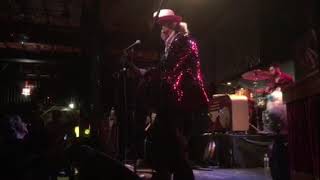 Squirrel Nut Zippers- Bad Businessman