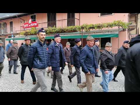 Revello, sfilata del 4 novembre