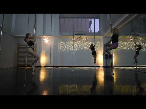 05. Thess Pole Art Show 39 - Level 4 (Arctic Monkeys - Arabella)