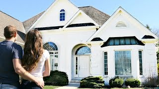 WE BOUGHT A HOUSE - Empty House Tour // SoCraftastic