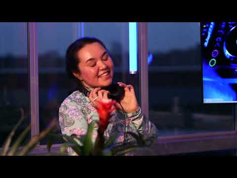 Kinder Ego - ShipIt mix for Atlassian