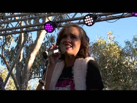 Bush Bands Bash 2017 Desert Divas - Never Be Alone