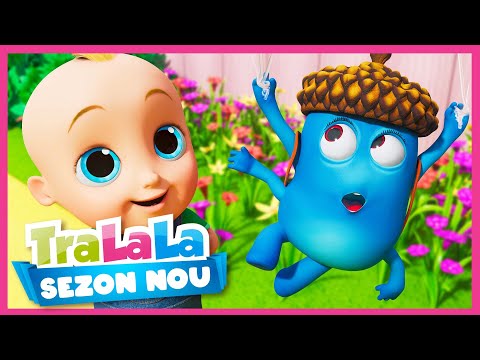 Cântece TraLaLa  - Un micuț păianjen urca pe tobogan 🎶 Ne jucăm cu Johny și prietenii