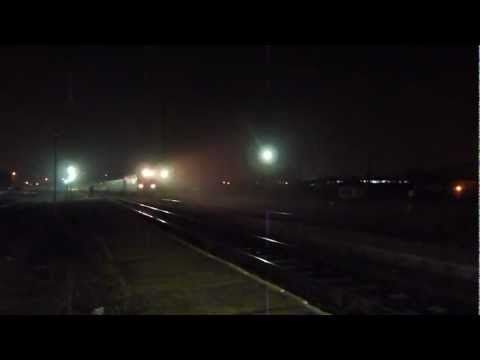 LDE GM 65 0989-7 cu goarna mitraliera trece salutand prin Oradea Est (24 11 2012)