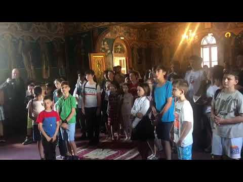 Tronos Junior, corul de copii al Patriarhiei Române - Axion la Mănăstirea Petru Vodă
