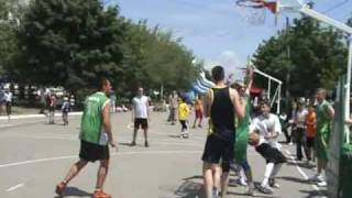preview picture of video 'Khimik Streetball Party vol.1'