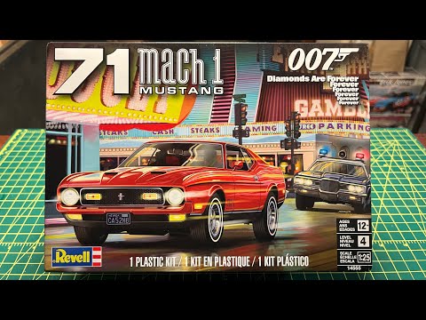Full build and review of the new 1971 Ford Mustang Mach 1 by Revell