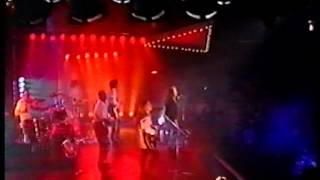 Belinda Carlisle - Big Scary Animal live TOTP 1993