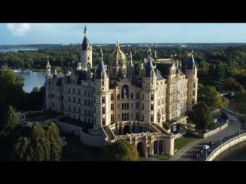 Schwerin Castle Drone Aerial View - Schloss  Drohne 4K