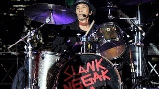Download lagu SLANK - TERLALU MANIS Konser SLANK HUT 30 THN NGGAK ADA MATINYA 2013 mp3
