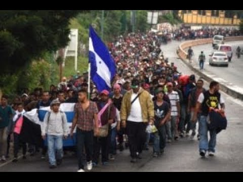 Breaking Migrant caravan enters Mexico at open border checkpoint heading to USA 2019 Video