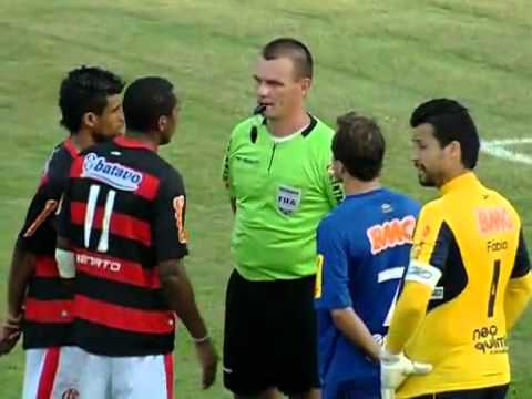 Flamengo 1x2 Cruzeiro pela 37ª rodada do Brasileiro 2010