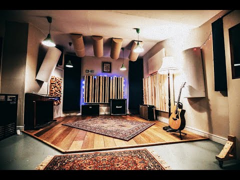 RECORDING STUDIO TOUR of Axe & Trap Studios - Look around this lovely studio!