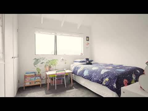 SOLD - 3/8a West Lynn Road, Titirangi - Daragh Manning and Lisa Lin