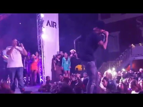 Bollebof - Bunda Live @ Insomnia