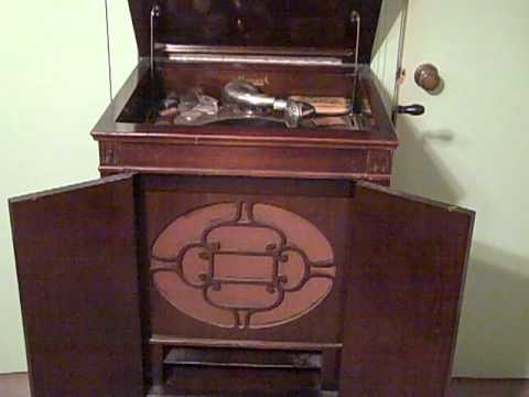 MEYER DAVIS SMITH BALLEW - WHEN SUMMER IS GONE - ROARING 20'S VICTROLA.MP4