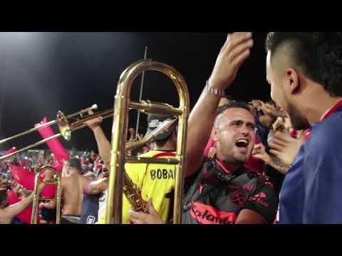 "Conquistando el continente - La Murga del Indigente - Copa Libertadores 2020" Barra: Rexixtenxia Norte • Club: Independiente Medellín