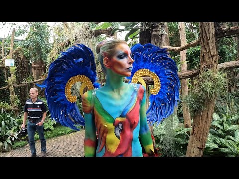 Beautiful Surprises in a Tropical Garden | Body Art for Nature – Part 1