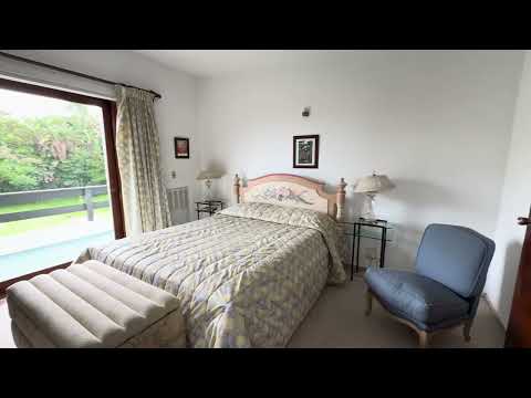 Video de YouTube - Casa en Venta de 4 dormitorios con Piscina y Garage en Barrio Cantegril, Maldonado