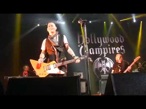 2018 05 20 Hollywood Vampires Johnny Depp - Bad as I Am - Foxwoods, CT