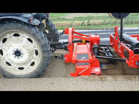 Baulatrice con pacciamatore per fragole - Bedformer with mulch layer for strawberries