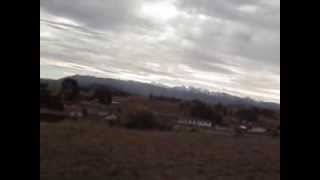 preview picture of video 'En Chinchero yendo a la laguna'