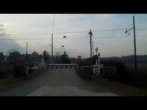 Passaggio a livello Cassine (AL), frazione Gavonata - Level crossing Cassine