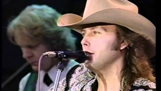 Dwight Yoakam Youre the one Video