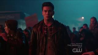 Riverdale 2x20 Ending Scene/ Fangs is Shot