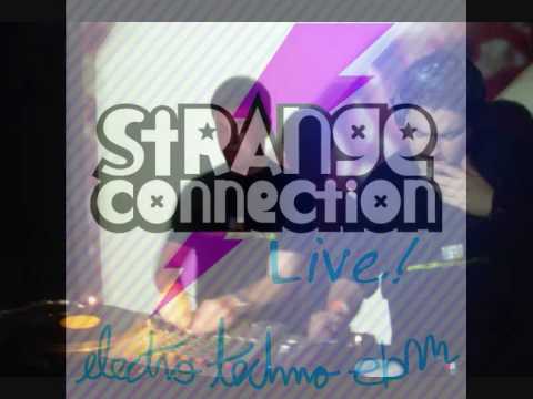 Strange Connection feat. Red Industries - Tecnologia.wmv