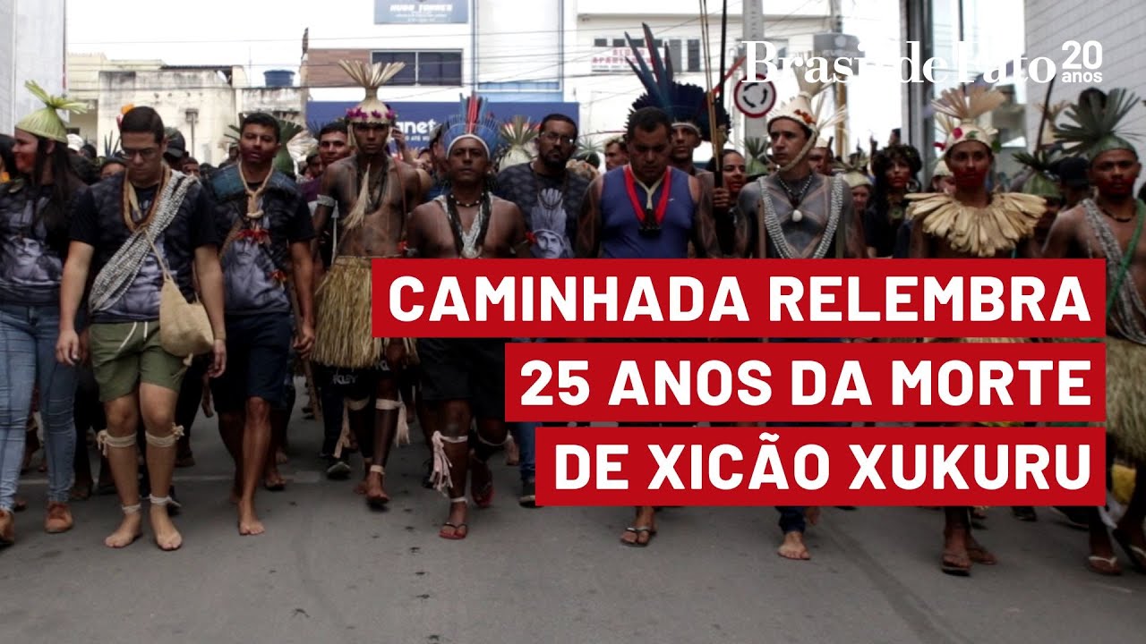 Caminhada relembra 25 anos da morte de Xicão Xukuru