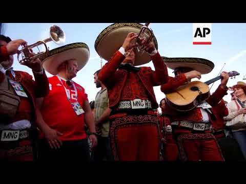 Fans celebrate as Sweden and Mexico both progress to 2nd round